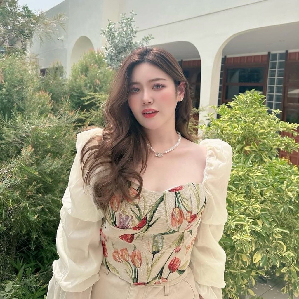 🌷เสื้อผ้าทอแขนยาวลายทิวลิปสุดน่ารัก - lalamer (Used)✨