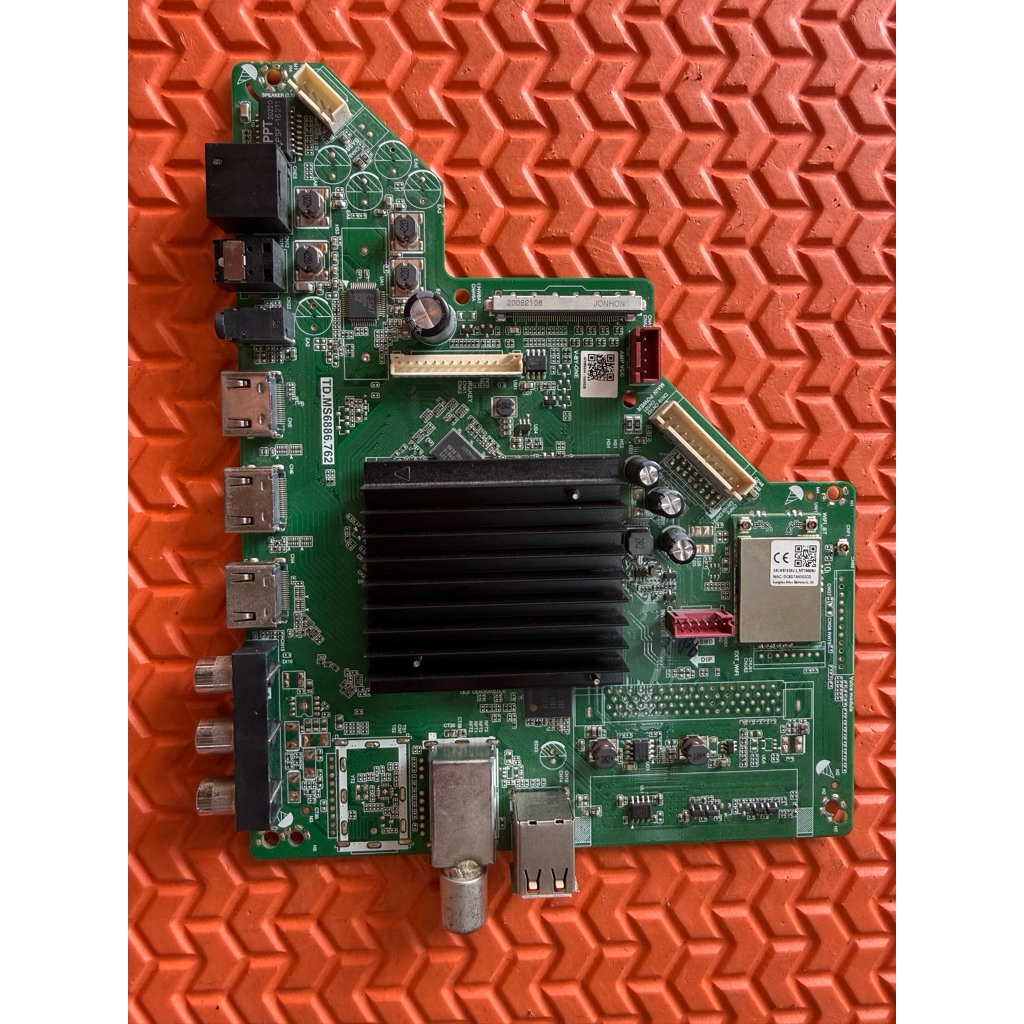 เมนบอร์ดทีวี NANO รุ่น NLT-6500 พาส TD.MS6886.762