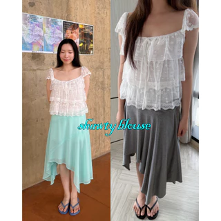 UIUI | SHAWTY BLOUSE เสื้อลูกไม้ระบาย ผูกโบว์ด้านหน้า สาวหวาน