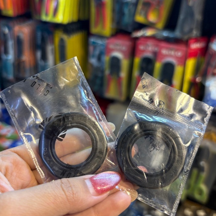 ซีลข้อเหวี่ยงกระทิงดำ+โกลไลอ้อน GX160 GX200 ซีลเพลาข้อเหวี่ยง ซีลข้อ GP160 GP200 ขนาด 25 x 41.25 x 6