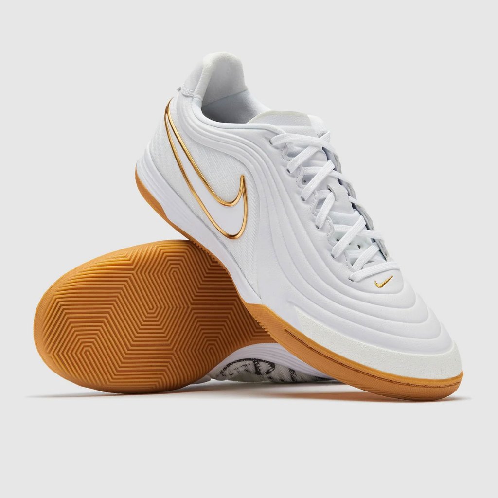 รองเท้าฟุตซอล Nike Tiempo ReactGato