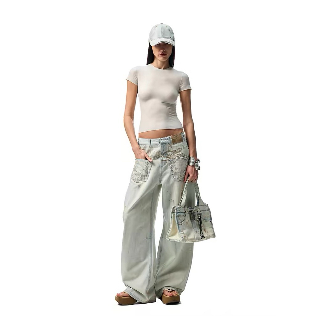 1JINN STUDIO Distressed Washed Low-Rise Jeans