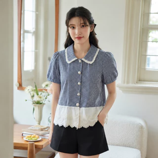 Glucoat | [A317] เสื้อลายสก็อตสีกรม คอปกแต่งฉลุ ชายแต่งระบายเทปฉลุสีครีม แขนสม็อก กระดุมดอกไม้ใช้งานได้จริง