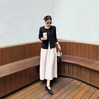 PEPPY Cardigan | เสื้อคลุมไหมพรมแต่งอะไหล่กระดุมทอง คาดิแกน เนื้อผ้านุ่มนิ่ม
