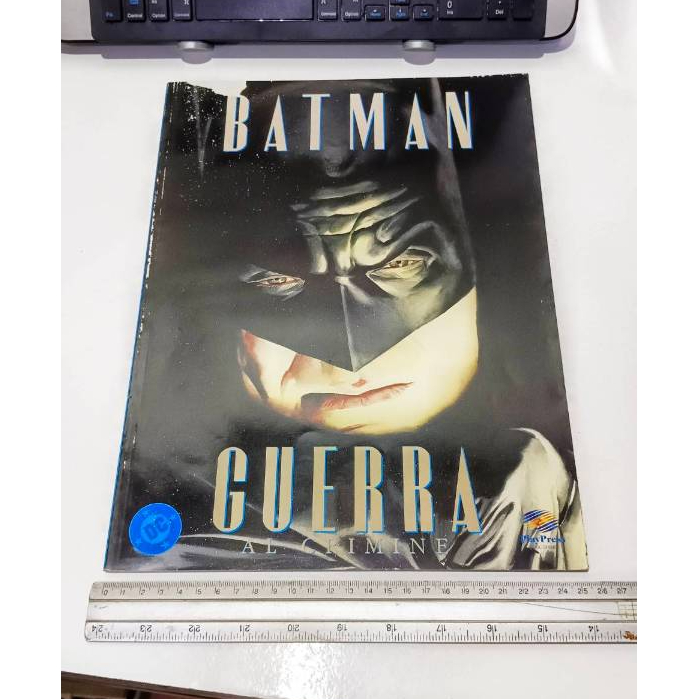 หนังสือนิยายภาพ BATMAN: WAR ON CRIME (GUERRA AL CRIMINE) ฉบับภาษาอิตาลี
