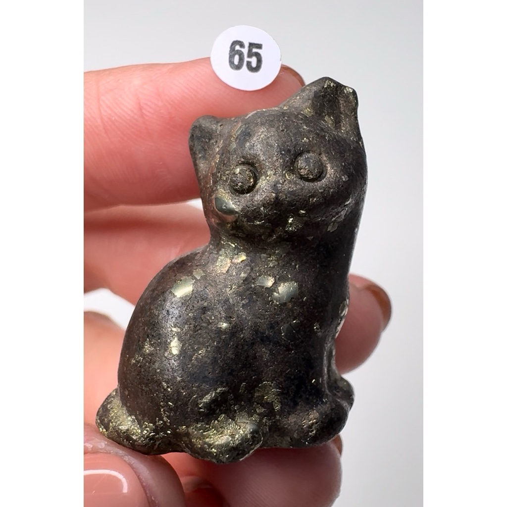 ไพไรต์ (Pyrite) "หินดึงดูดทรัพย์"ช่วยเรียกเงินทอง(แกะสลักตั้งได้)(ได้ชิ้นในโพส)