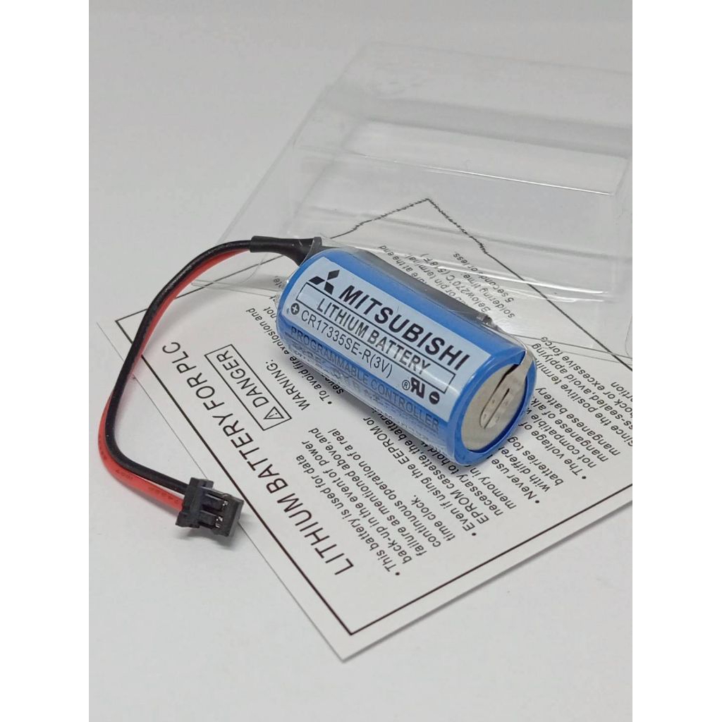 แบตเตอรี่ในภาพคือ Mitsubishi Lithium Battery รุ่น Q6BAT (หรือ CR17335SE-R) ขนาด 3V