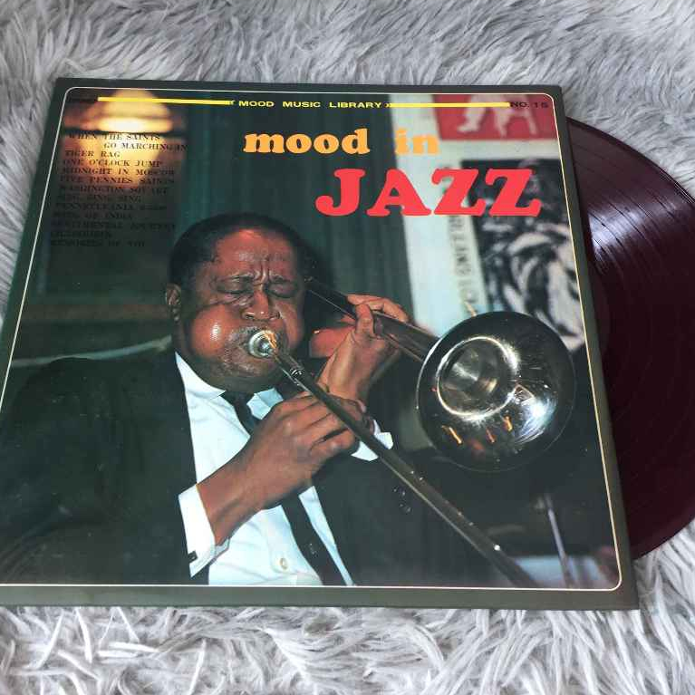 Mood In Jazz - Sunny Boy Jazz Band ขนาด 12 นิ้ว LP G088