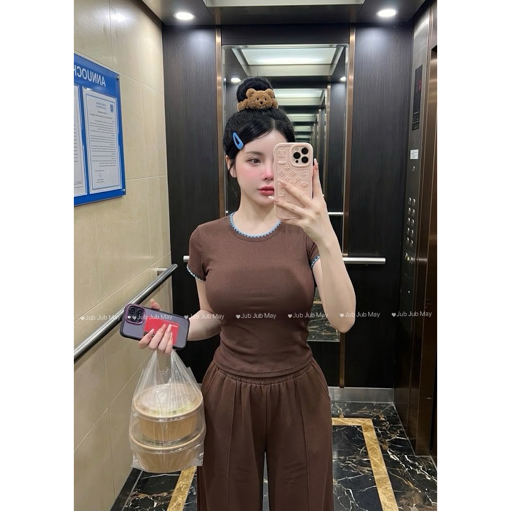 #Nantana Setเสื้อแขนสั้น กางเกงทรงสบาย แมตช์ง่าย สีน้ำตาลละมุน ตัดขอบฟ้าคิ้วท์