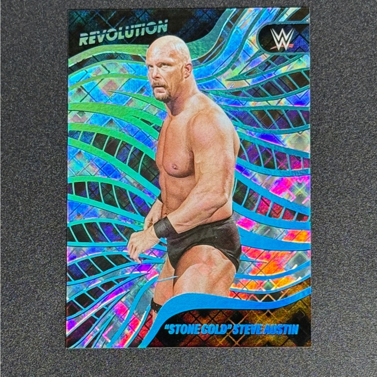 RUN /149 Stone Cold Cosmic Panini Panini Revolution WWE #117
