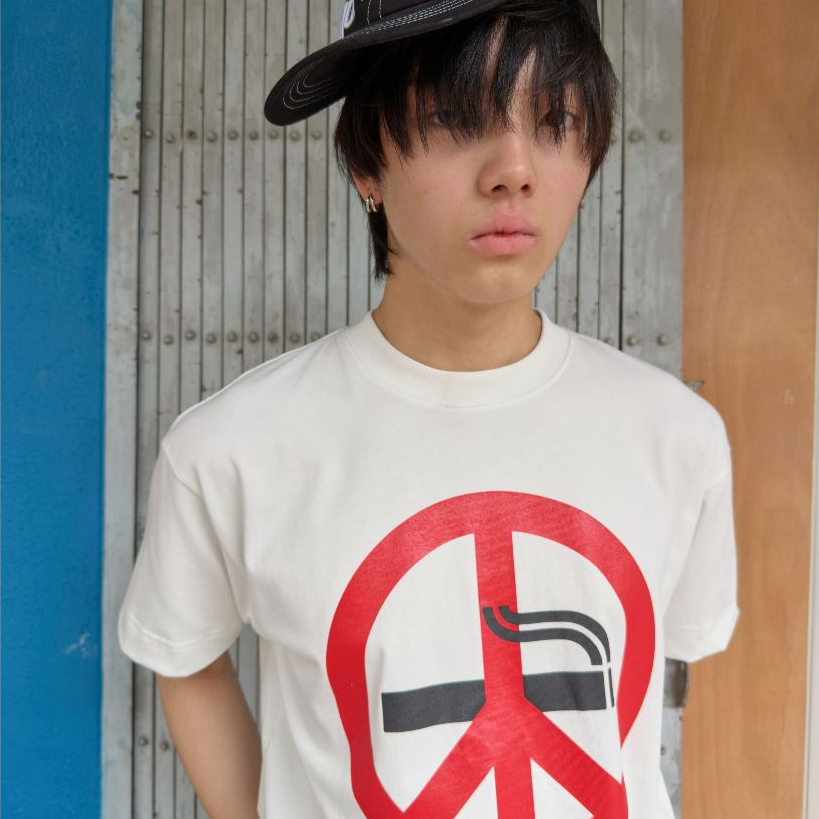 FRANK. Smoking Sign Tee (เสื้อยืด)