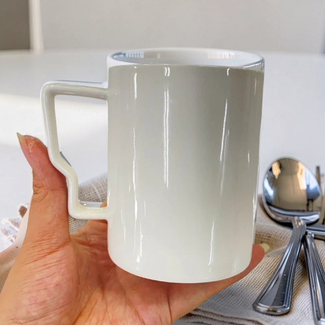 แก้วกาแฟ แก้วชา แก้วหูจับสีขาวเงา แก้วมัคเซรามิค ทำจากเซรามิกเนื้อดี เข้าไมโครเวฟได้
