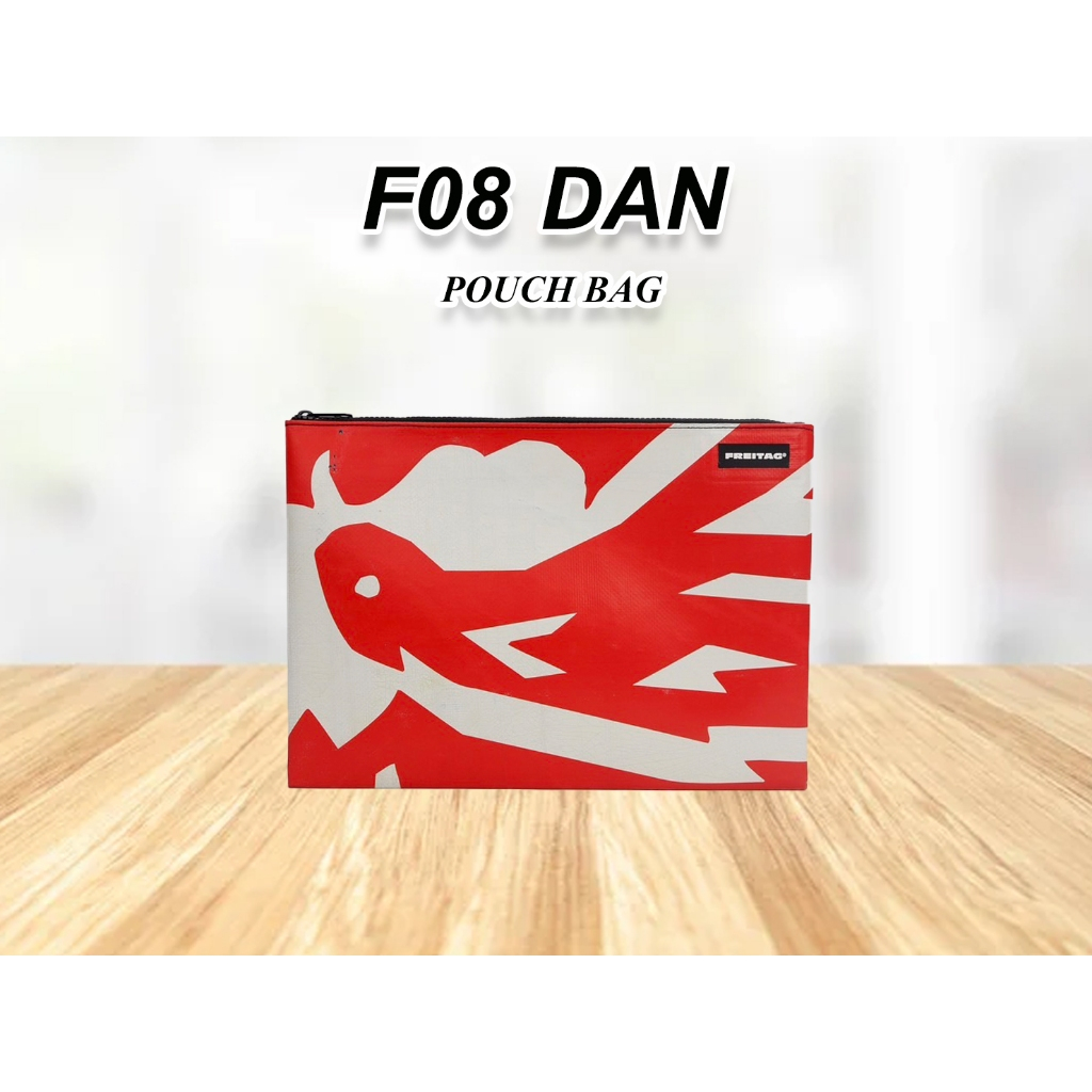 กระเป๋า FREITAG รุ่น F08 DAN (ผ้าดำ-สกรีนแดงขาวรูปหัวไก่) มือ1 การ์ดครบ