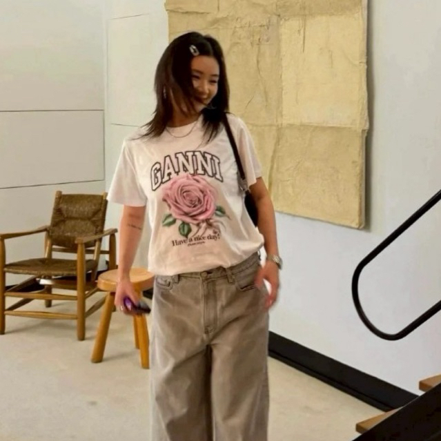 PP76 เสื้อยืดคอกลมแขนสั้น Ganni T-shirt