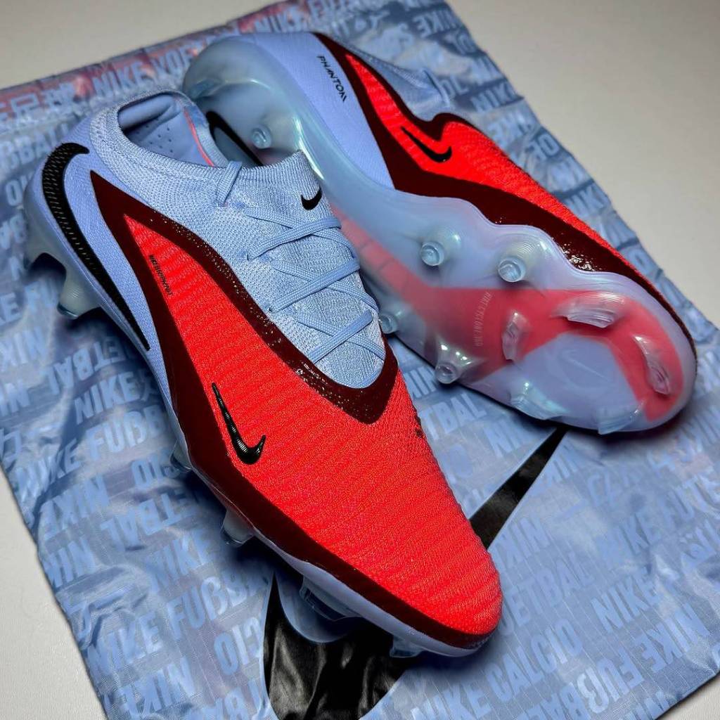 รองเท้าฟุตบอล Phantom Vision GX 6