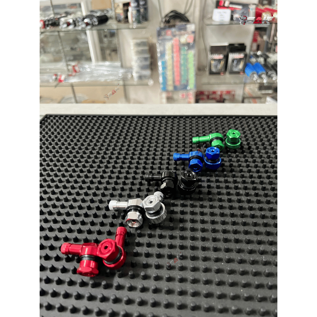 จุ๊บลมรถมอเตอร์ไซค์ แต่ง งอ/ จุ๊บลมงอ งาน CNC สวย แข็งแรง ทนทาน ใช้ได้ทุกรุ่น