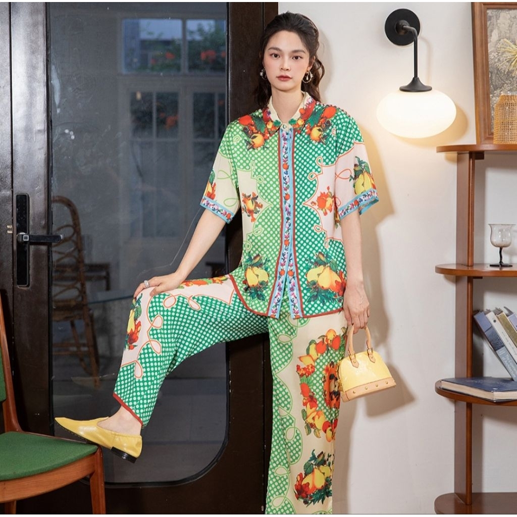ชุดนอน Green symphony pajamas (premium silk satin)