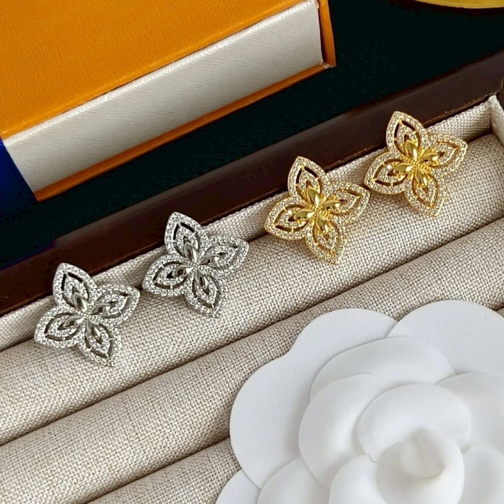 ต่างหูLV งานสวย งานคุณภาพVIP งานเทียบงานสวยเป๊ะ ส่งจากไทย🇹🇭