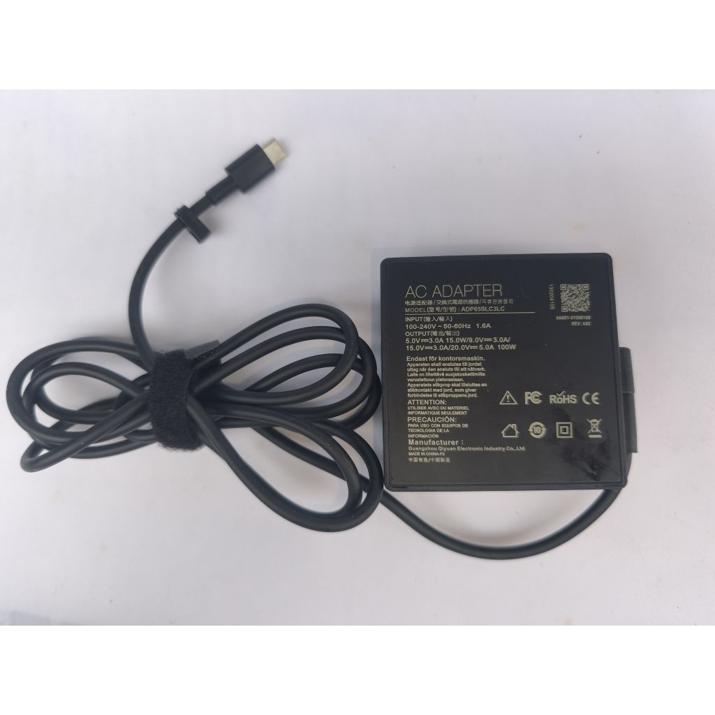AC Adapter Output 20 v , 5.0 A  100 w