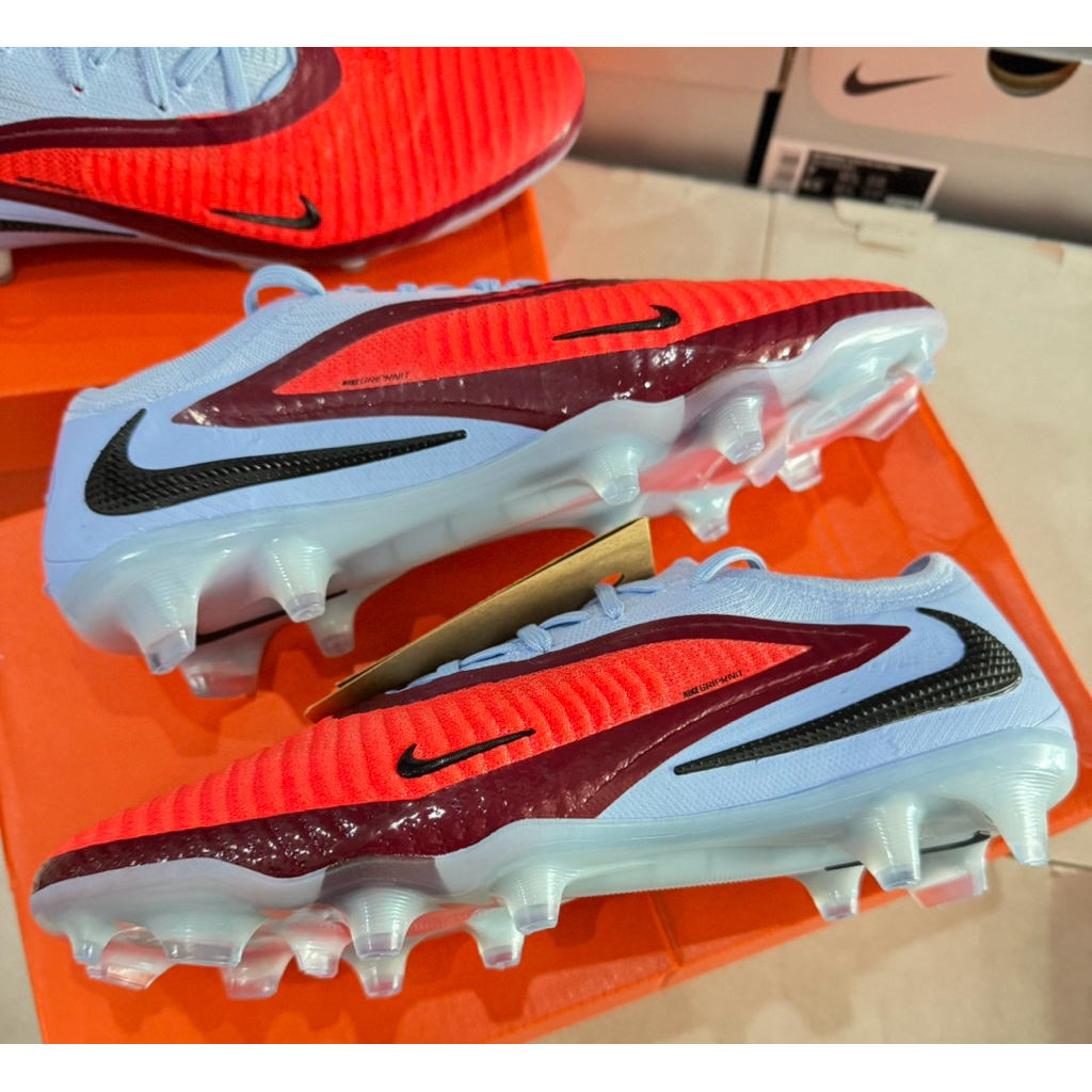 ❤️PHANTOM 6 LOW ELITE ตัว top  FG Size 40.5/255cm-41/260cm-42/265cm-42.5/270cm-43/275cm-44/280cm-44.5/285cm
