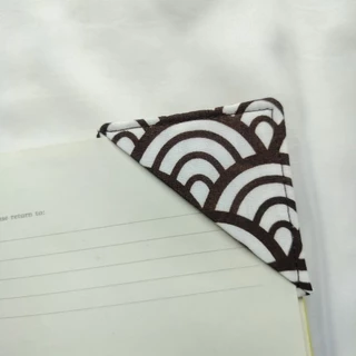 ที่คั่นมุมหนังสือผ้า (Fabric book mark)