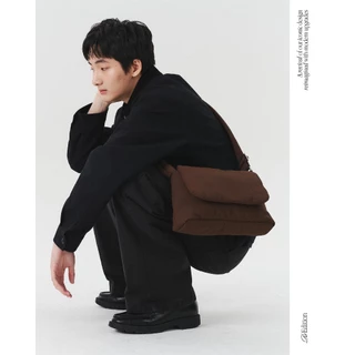 WHISPERWHITE - CASE (RE-EDITION) กระเป๋าสะพายข้างไนลอน บุนุ่ม