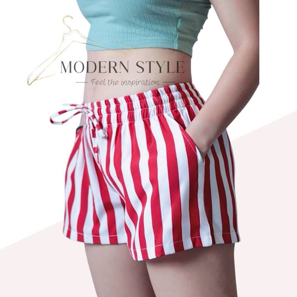 กางเกงขาสั้นเอวสูงขอบเอวยางยืดมีกระเป๋าสองข้าง ทรงบาบี้ มีเชือกรูด ลายริ้วสีสันสดใส