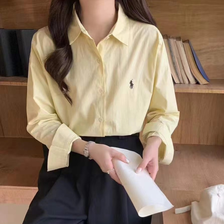 เสื้อเชิ้ตผู้หญิง เสื้อสีพื้น ปักโลโก้ที่หน้าอก มีหลายสีให้เลือก