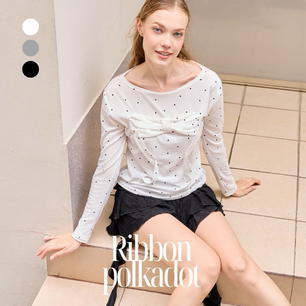 (3สี5ไซส์) RIBBON POLKADOT TOP เสื้อปาดไหล่แขนยาวลายจุด รุ่น T104 - Mesave