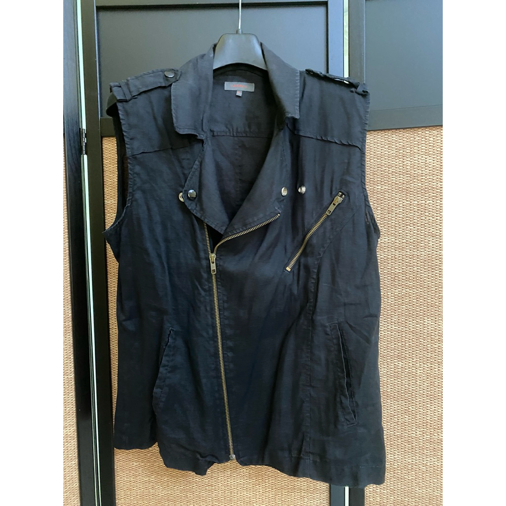 เสื้อกั๊กผู้ชาย Jaspal ของแท้มือ2 Size L