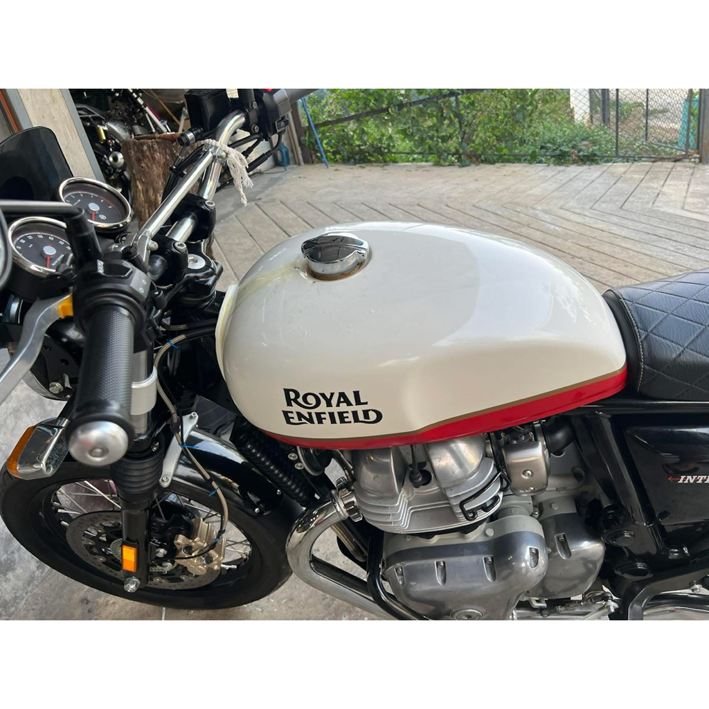 ฟิล์มกันรอยติดถังน้ำมัน royal enfield