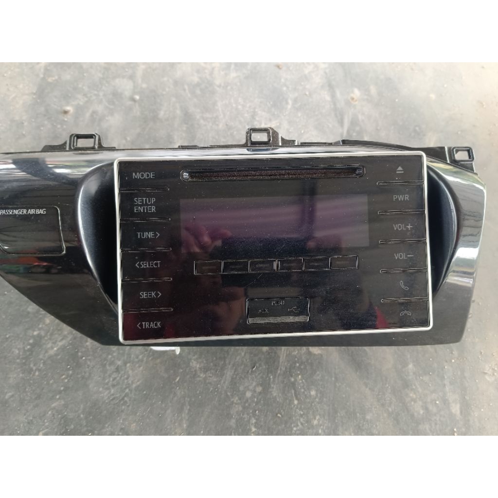 จอวิทยุ revo ตอนเดียวแท้ถอดพร้อมชุดกาบสินค้ามีประกัน