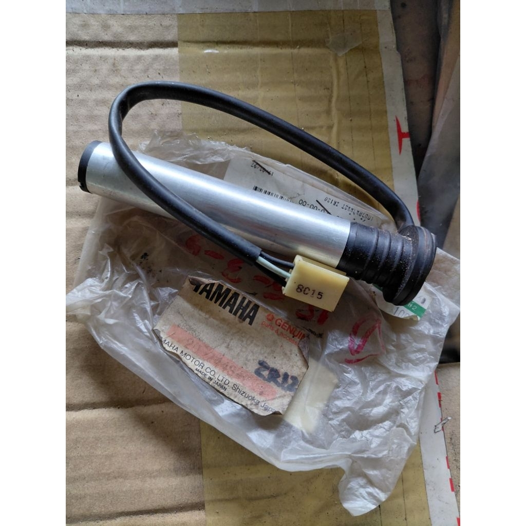 4L0-85720-00 ชุดเกย์วัดน้ำมัน Yamaha ZR 120 CC. อะไหล่แท้ใหม่ เกย์ 2T ZR 120