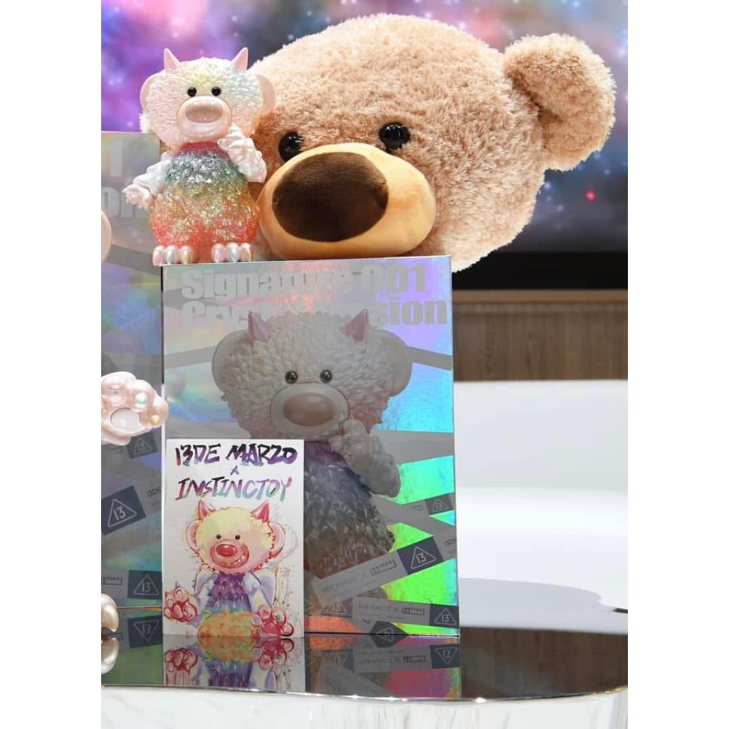 instinctoy x 13DE Marzo มาพร้อมหัวหมี