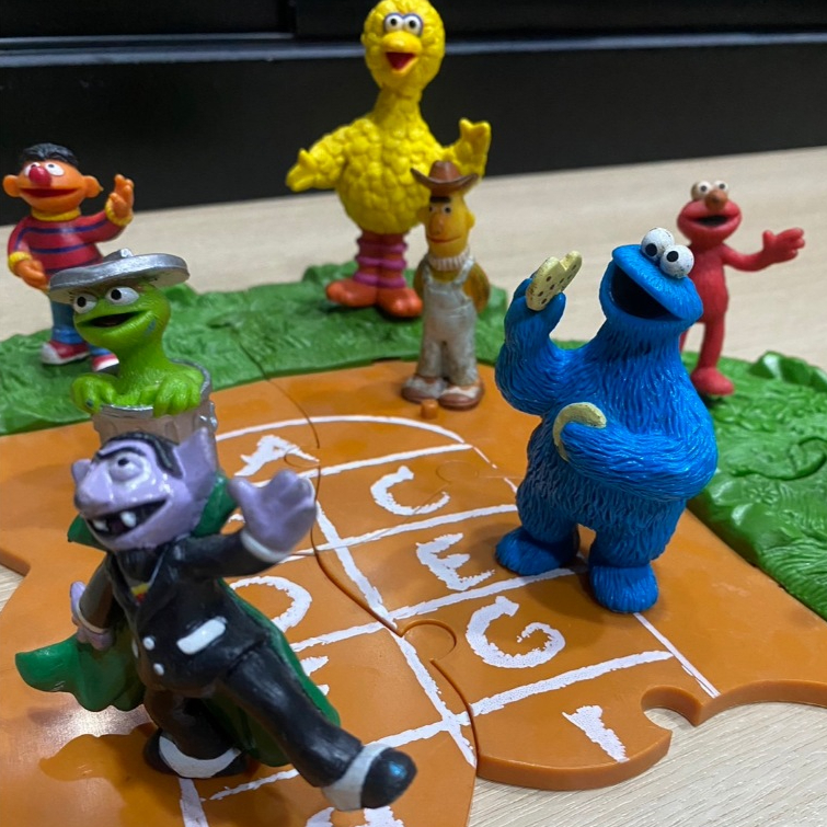 มือสอง ของสะสม Sesame Street 7-eleven Thailand ปี 2000 Slurpee Meal Toys Set หายาก น่ารักมาก