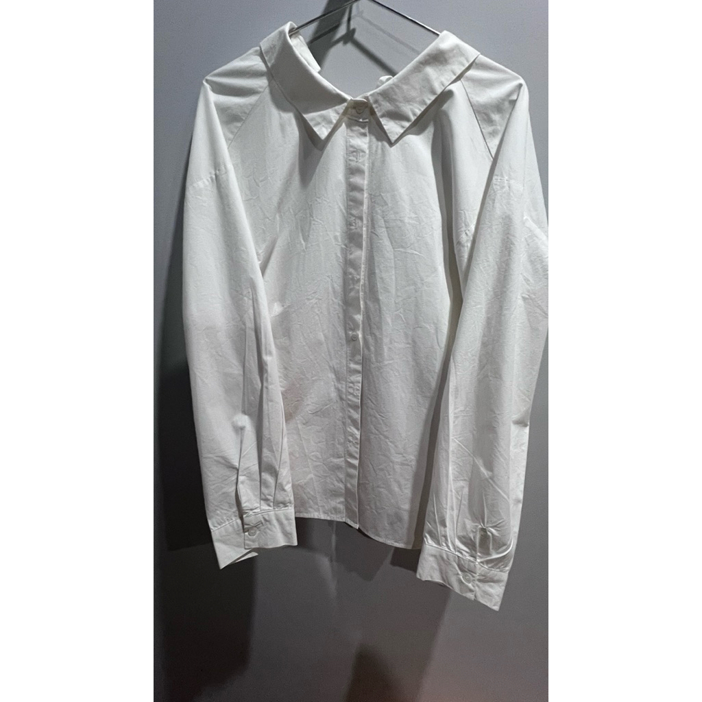 เสื้อเชิ้ตสีขาว จากแบรนด์ Aland ใส่ได้ทั้ง 2 ด้าน free size