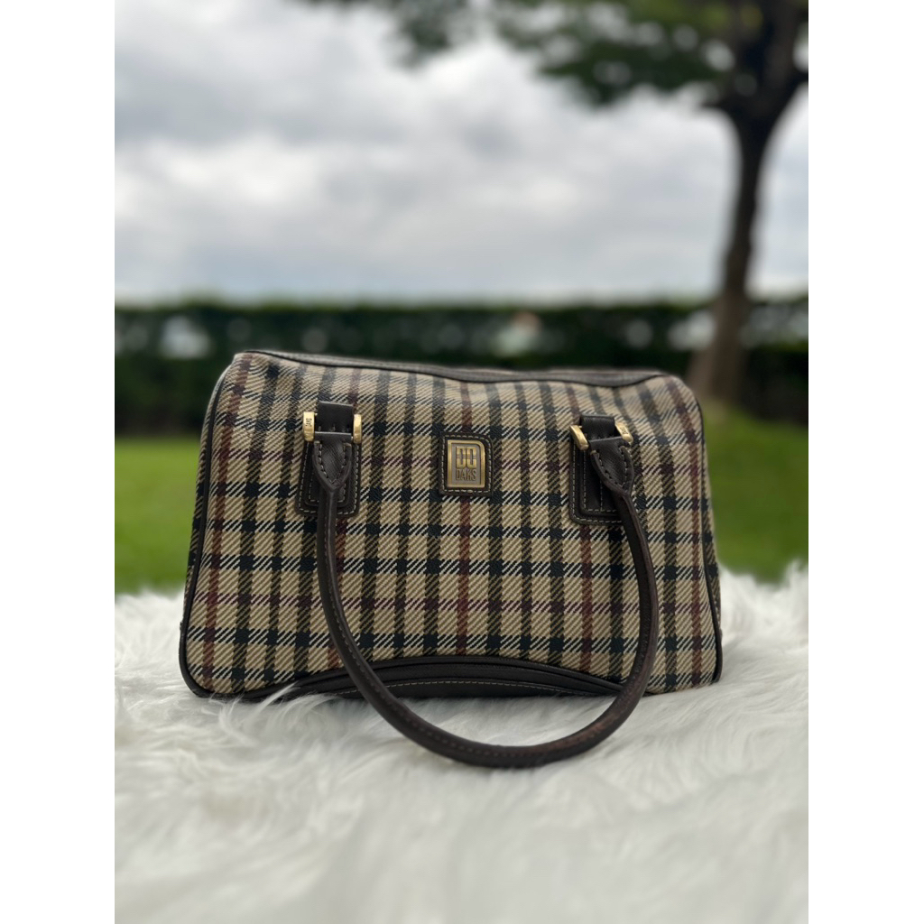 กระเป๋าถือ Daks London ทรงหมอน มือสอง