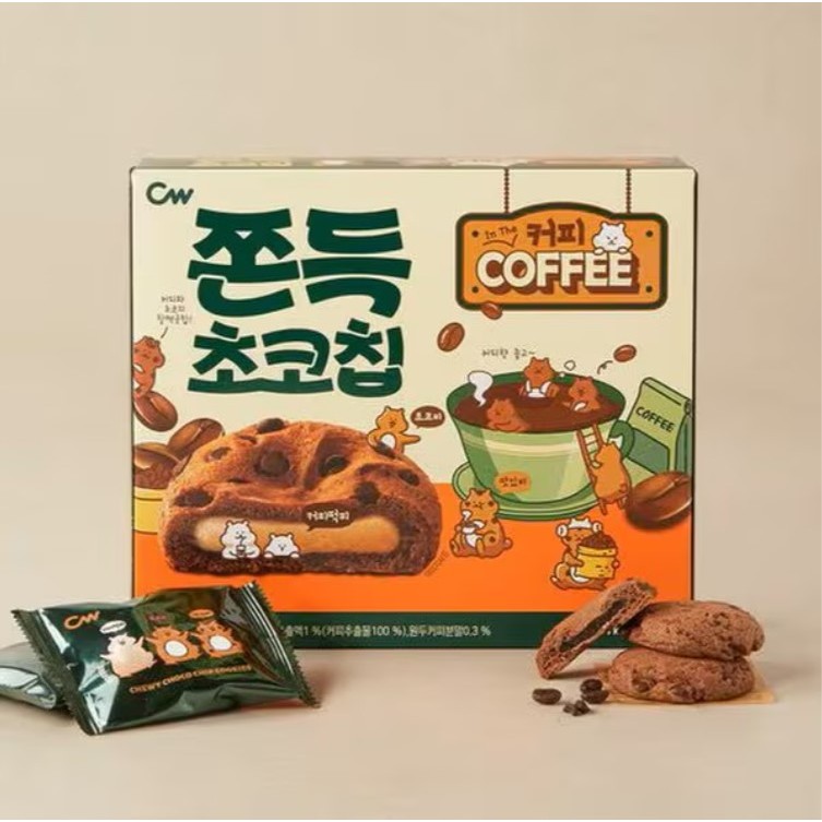พร้อมส่ง 초코칩 커피 คุกกี้ช็อกโกชิพสอดไส้ต็อก รสกาแฟ CW Chewy Choco Chip Cookie Coffee 200g.
