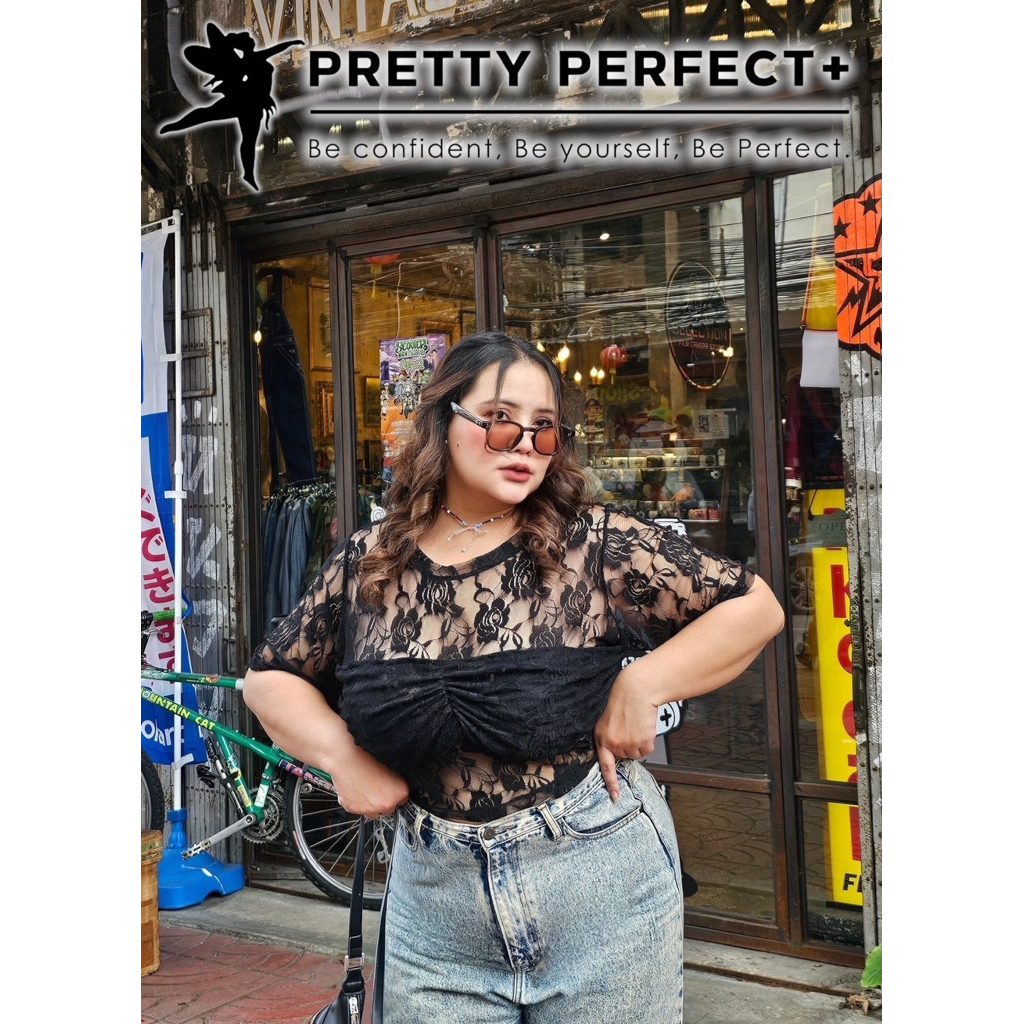Rose Lace Crop Top เสื้อครอปลูกไม้ลายกุหลาบ อก 38-60”