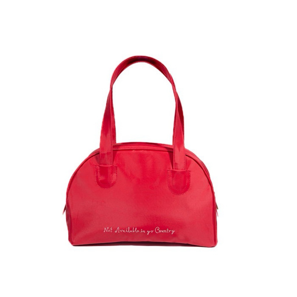 NAIYC 🍓 Strawberry Kisses Red Bag กระเป๋าสะพายไหล่แดงลายสตรอว์เบอร์รี - รูปที่ 4