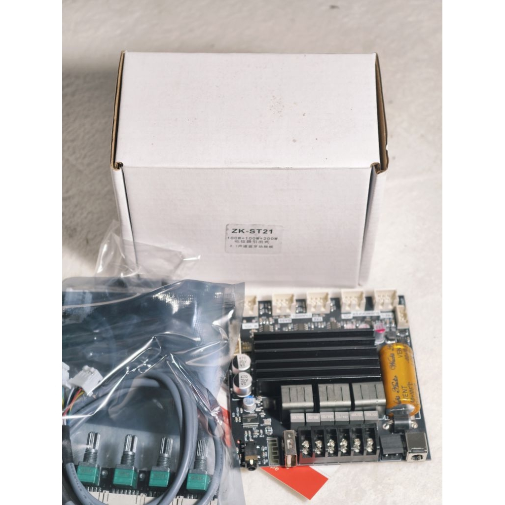 แอมป์จิ๋ว zk st21แท้ แบบย้ายวอลลุ่มโรงงาน100w*2+200w DC12-30v