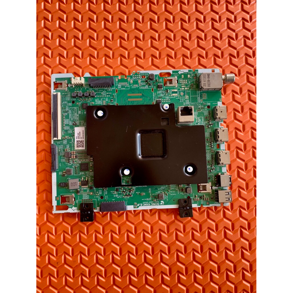 เมนบอร์ดทีวี SAMSUNG รุ่น 55CU7100KXXT พาสบอร์ด BN9657568F เวอชั่น WE02