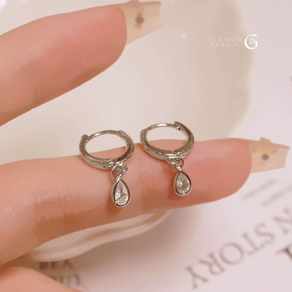 GLAMOR✨ต่างหูเงิน Tiny Drop ตุ้มหูเงิน ต่างหูแฟชั่น ต่างหูเพทายรูปหยดน้ำ ตุ้มหูเงิน ต่างหูเพชร รูปที่ 8