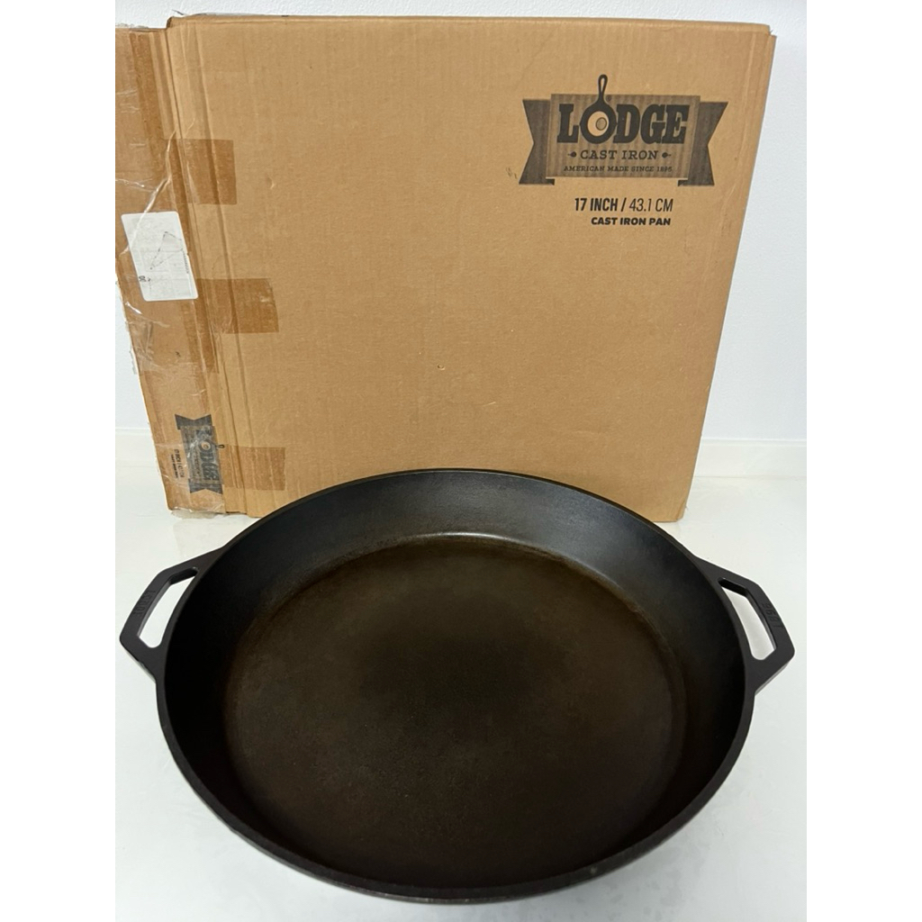 Lodge 17 Inch Pre-Seasoned Cast Iron Skillet - Dual Assist Handles -