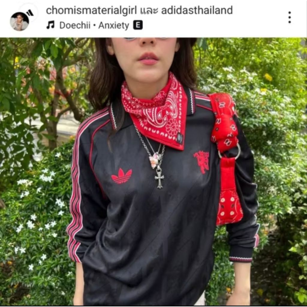 Flower Paisley Bandana Murakami - Red-restock l09/68