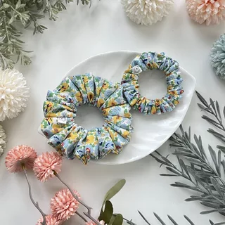 Lamoonist scrunchies • Buttercup