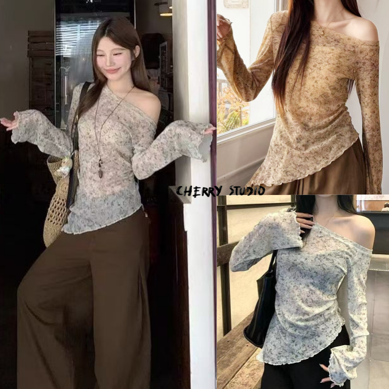 Cherry พร้อมส่ง🍒เสื้อยืดผู้หญิง เสื้อปาดไหล่แขนยาว สีมัดยอม  ดีไซน์ปายเสื้อเฉียงเสื้อครอปรัดรูป แฟชั่นเกาหลีสไตล์ลำลอง