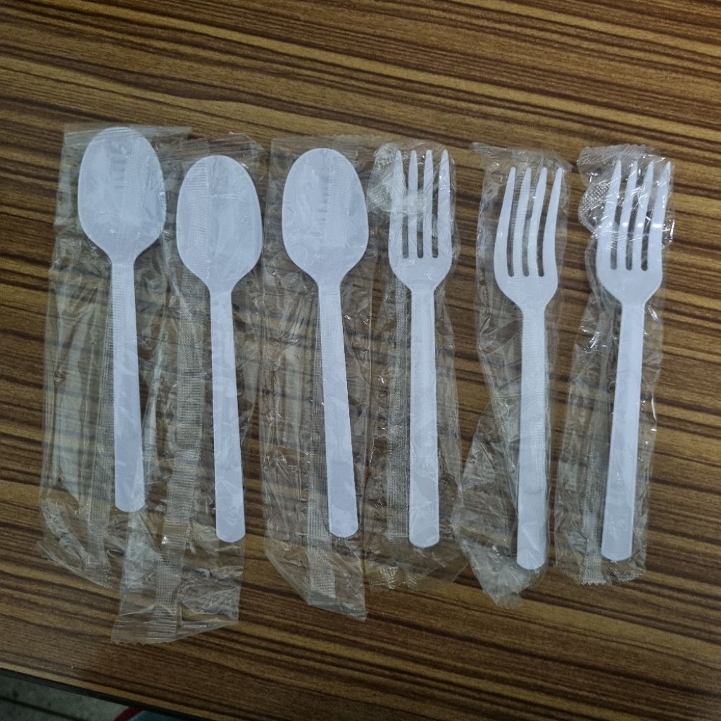 ช้อน ส้อมพลาสติก เซเว่น แพคชิ้นต่อชิ้น สถาพใหม่ มือ1