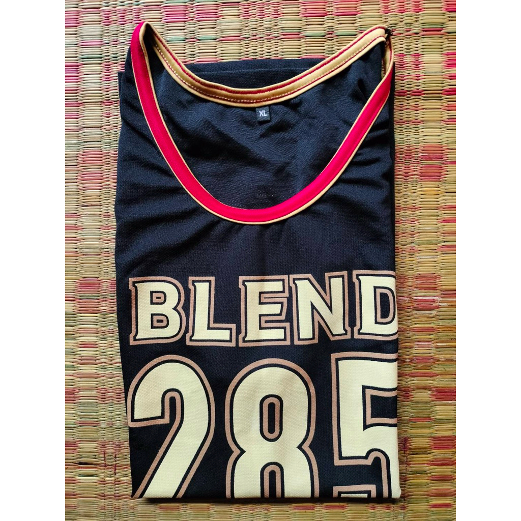 เสื้อกล้าม ดำทอง Blend 285