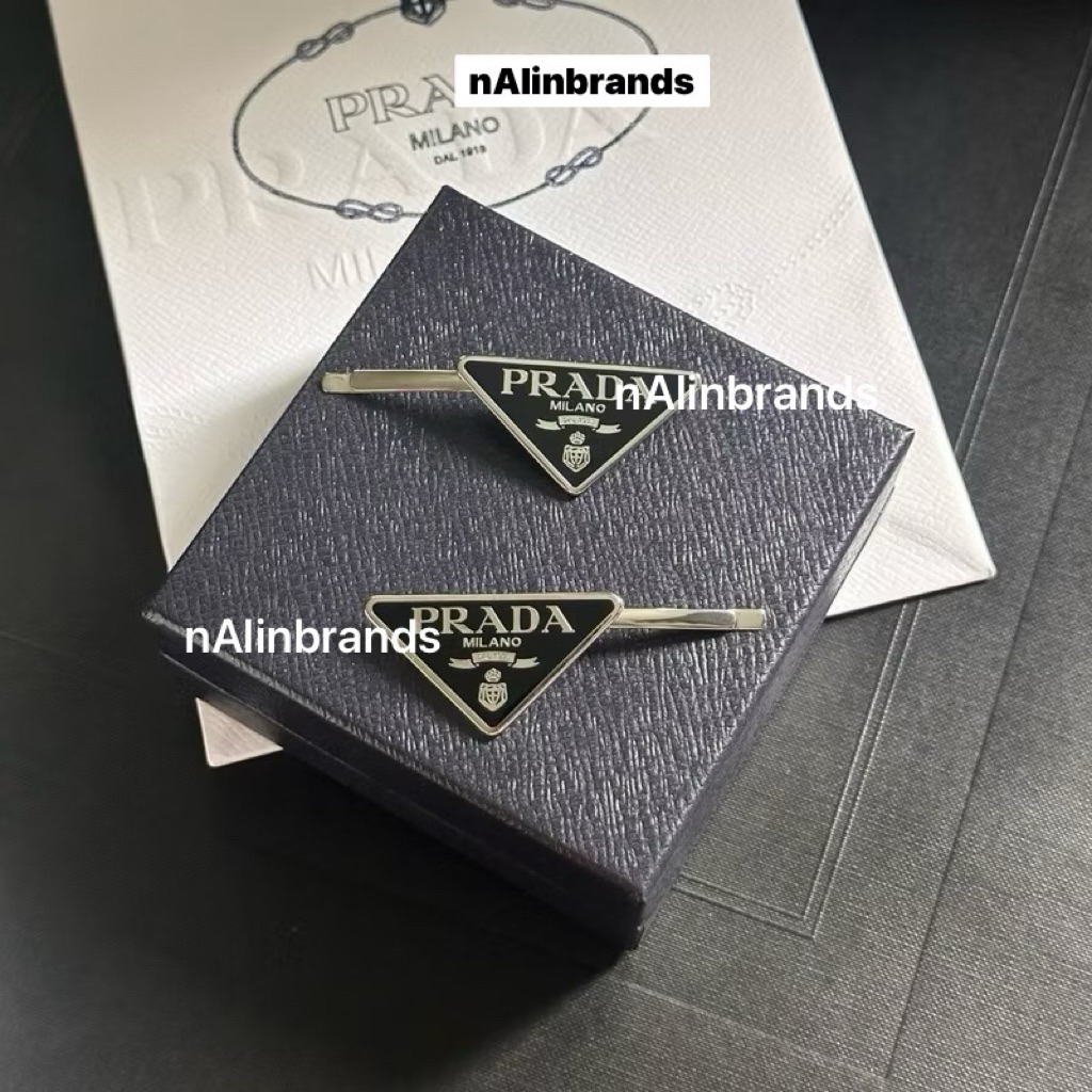 ⚡️พร้อมส่ง🇹🇭ราคาพิเศษ🩵New! Prada hairclips ราคาต่อคู่* (❗️เช็คสต็อคก่อนสั่งอีกทีนะคะ)